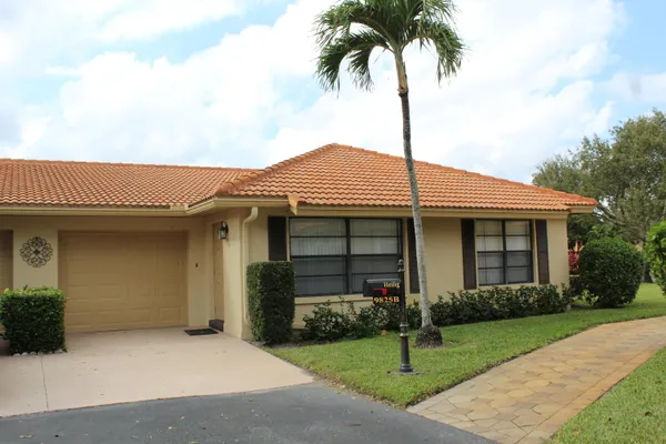 $210,000 | 9825 Bischofia Tree Way, Unit B, Boynton Beach, FL 33436