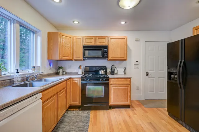 $532,000 | 2280 West Side Road, Conway, NH 03860