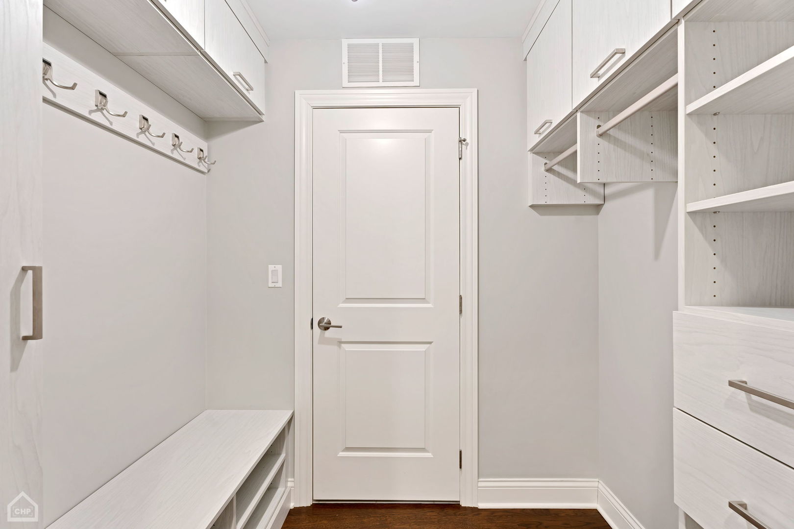 841 West Grace Street, Unit 3NE Chicago, IL 60613 - Photo 17 of 50