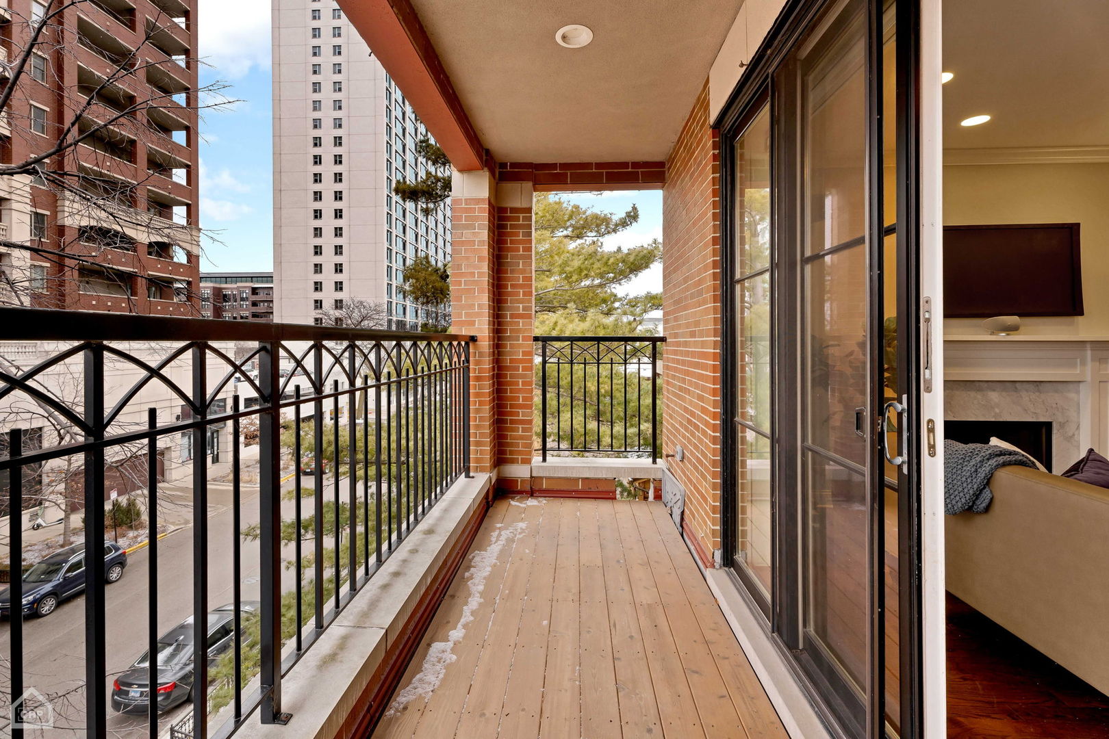 841 West Grace Street, Unit 3NE Chicago, IL 60613 - Photo 20 of 50