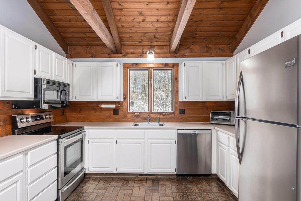 93 Golden Run Road Bolton, MA 01740 - Photo 3 of 42