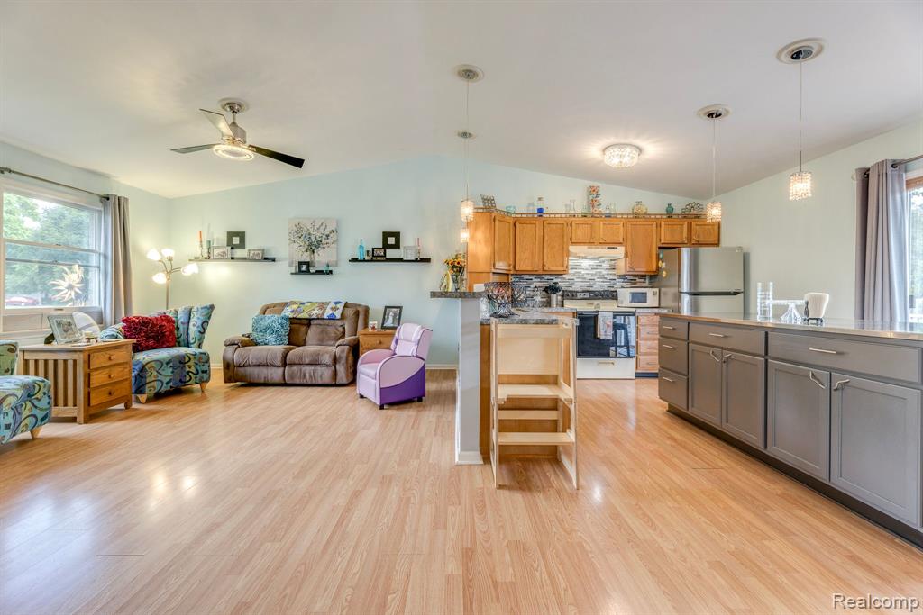 4548 Brott Road Ruby, MI 48049 - Photo 11 of 23