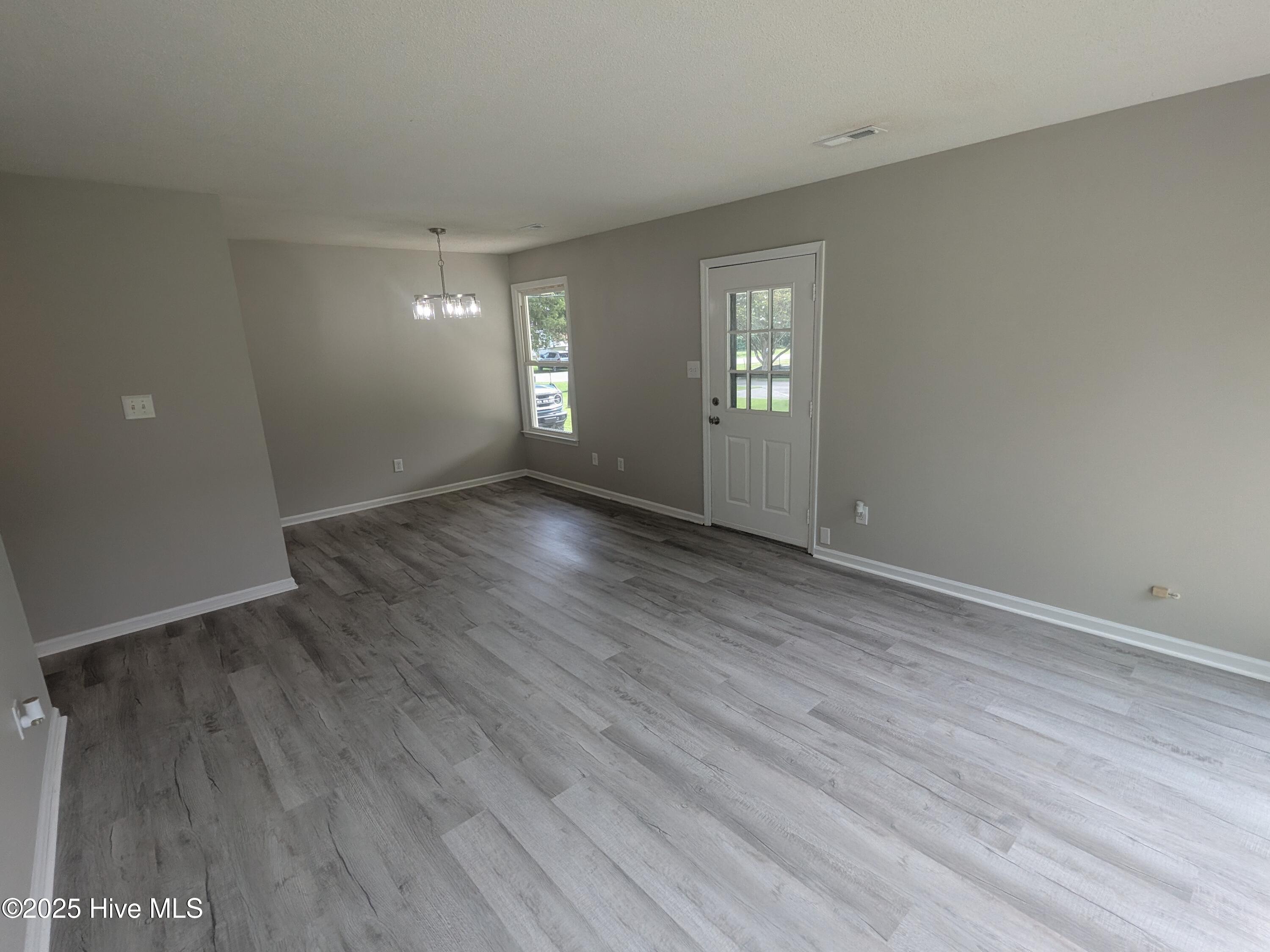 1031 Harrell's Loop Road Jacksonville, NC 28540 - Photo 7 of 17 Living Area
