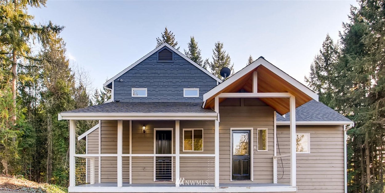 17621 Elhi Rim Road East Bonney Lake, WA 98391 - Photo 3 of 25
