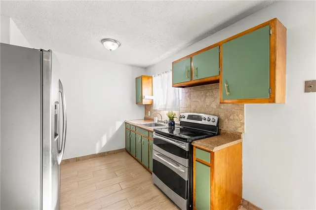 $195,500 | 11405 Greenwood Road, Kansas City, MO 64134