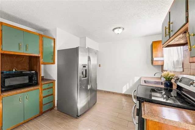 $195,500 | 11405 Greenwood Road, Kansas City, MO 64134