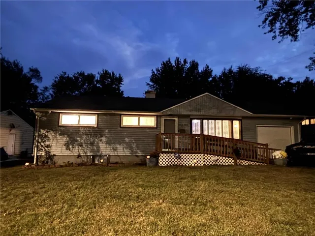 $195,500 | 11405 Greenwood Road, Kansas City, MO 64134