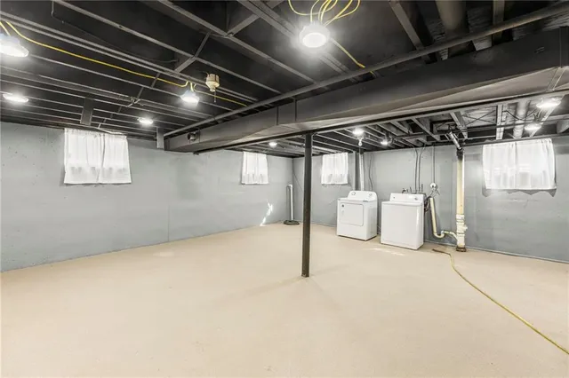 $195,500 | 11405 Greenwood Road, Kansas City, MO 64134