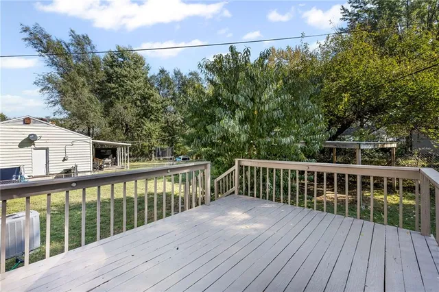 $195,500 | 11405 Greenwood Road, Kansas City, MO 64134