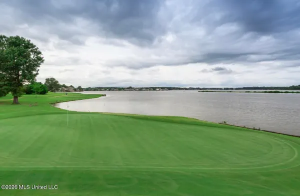 $675,000 | 200 Herons Bay Circle, Madison, MS 39110