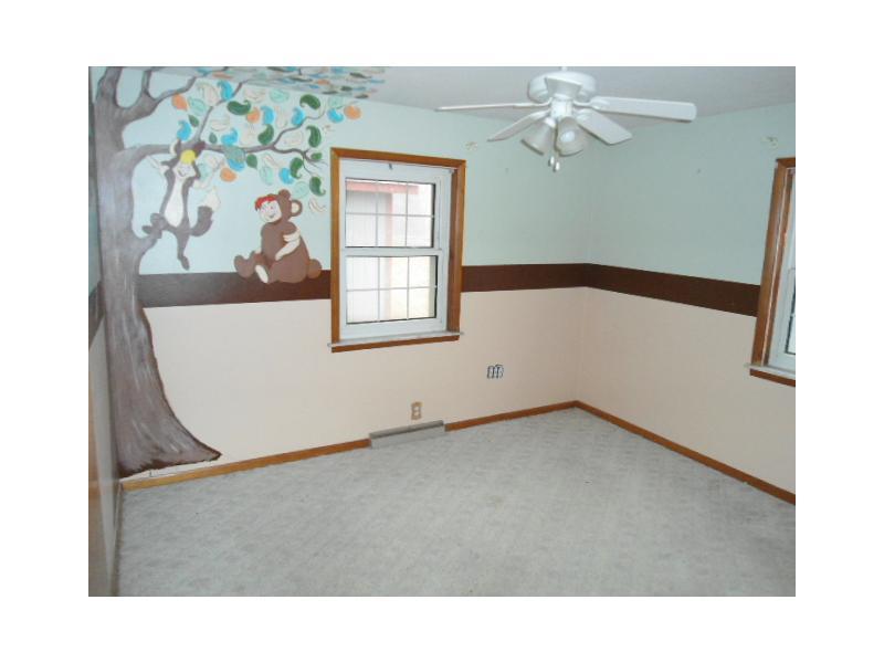 909 South Post Road Indianapolis, IN 46239 - Photo 9 of 15 Gallery Image 9