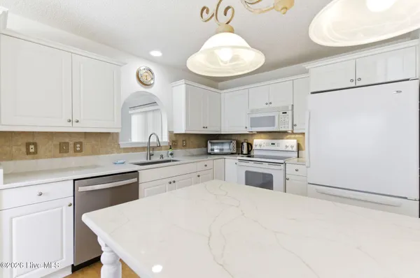 $380,000 | 111 Bay Tree Circle, Hampstead, NC 28443