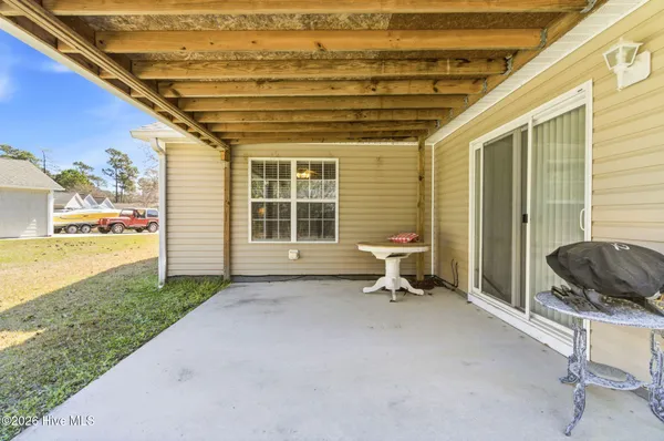 $380,000 | 111 Bay Tree Circle, Hampstead, NC 28443