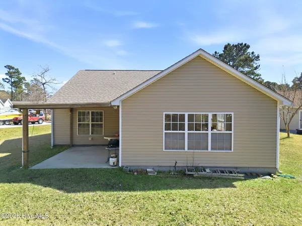$380,000 | 111 Bay Tree Circle, Hampstead, NC 28443