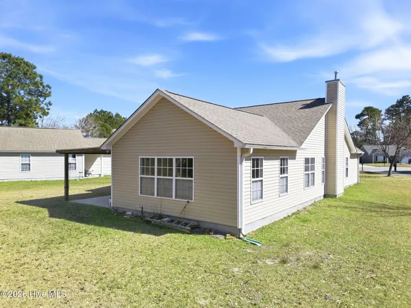 $380,000 | 111 Bay Tree Circle, Hampstead, NC 28443