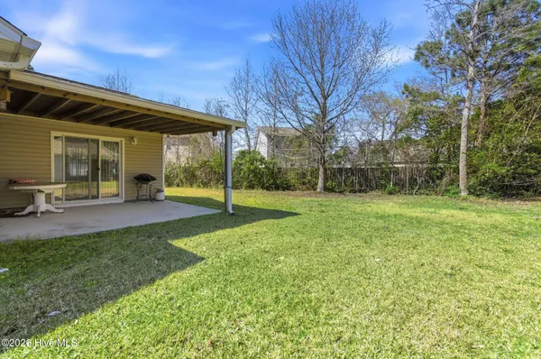 $380,000 | 111 Bay Tree Circle, Hampstead, NC 28443