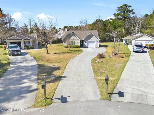 $380,000 | 111 Bay Tree Circle, Hampstead, NC 28443