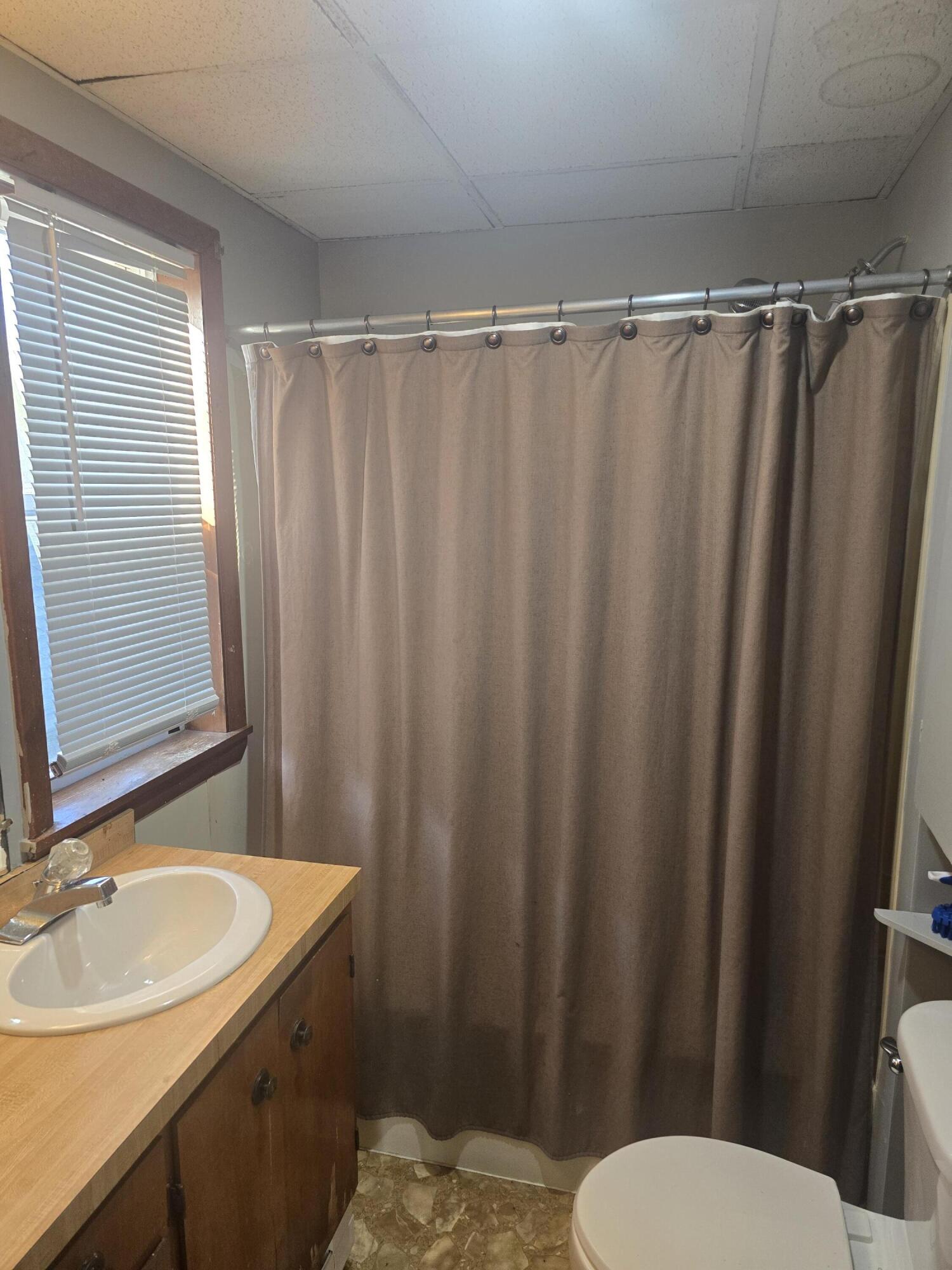 72 Walnut Street Lewiston, ME 04240 - Photo 5 of 13 20260421_175505