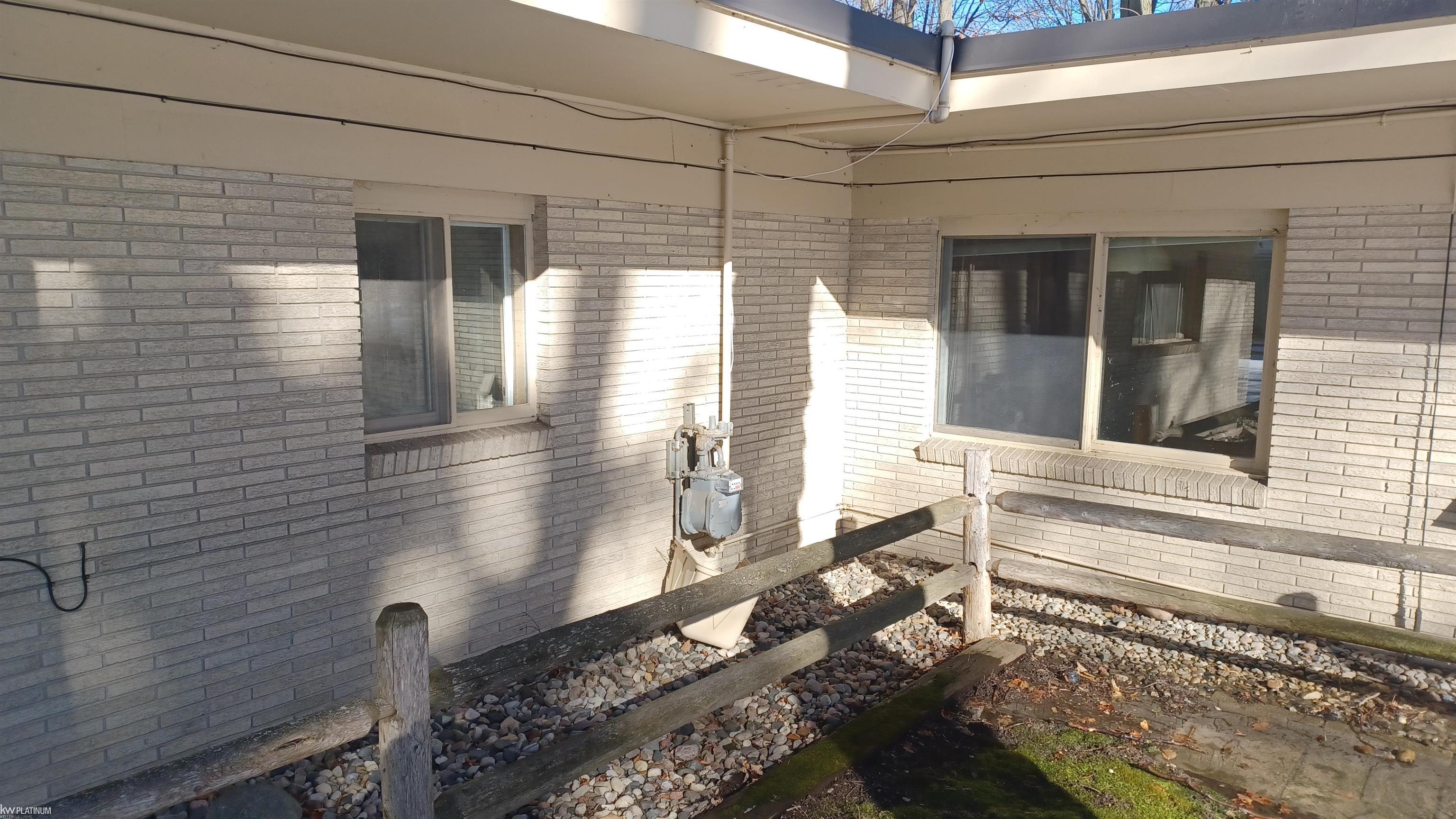 2885 Lake George Road West Branch, MI 48661 - Photo 16 of 56 50101379-15.JPG