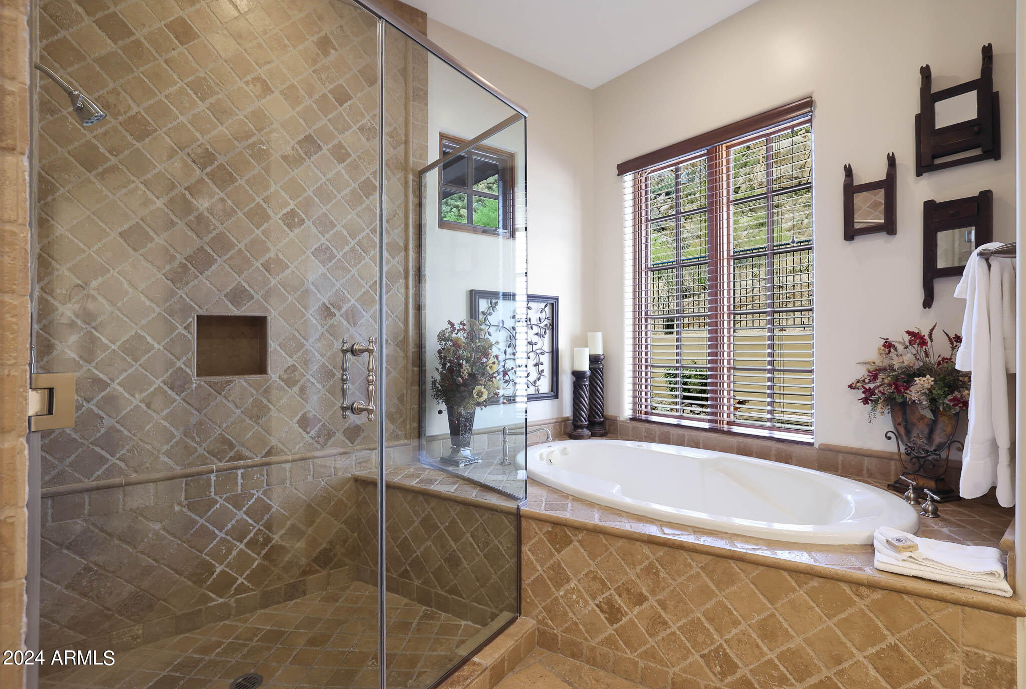 27440 North Alma School Parkway, Unit 363 Scottsdale, AZ 85262 - Photo 29 of 53 a spacious bathroom with a bathtub and next to a window