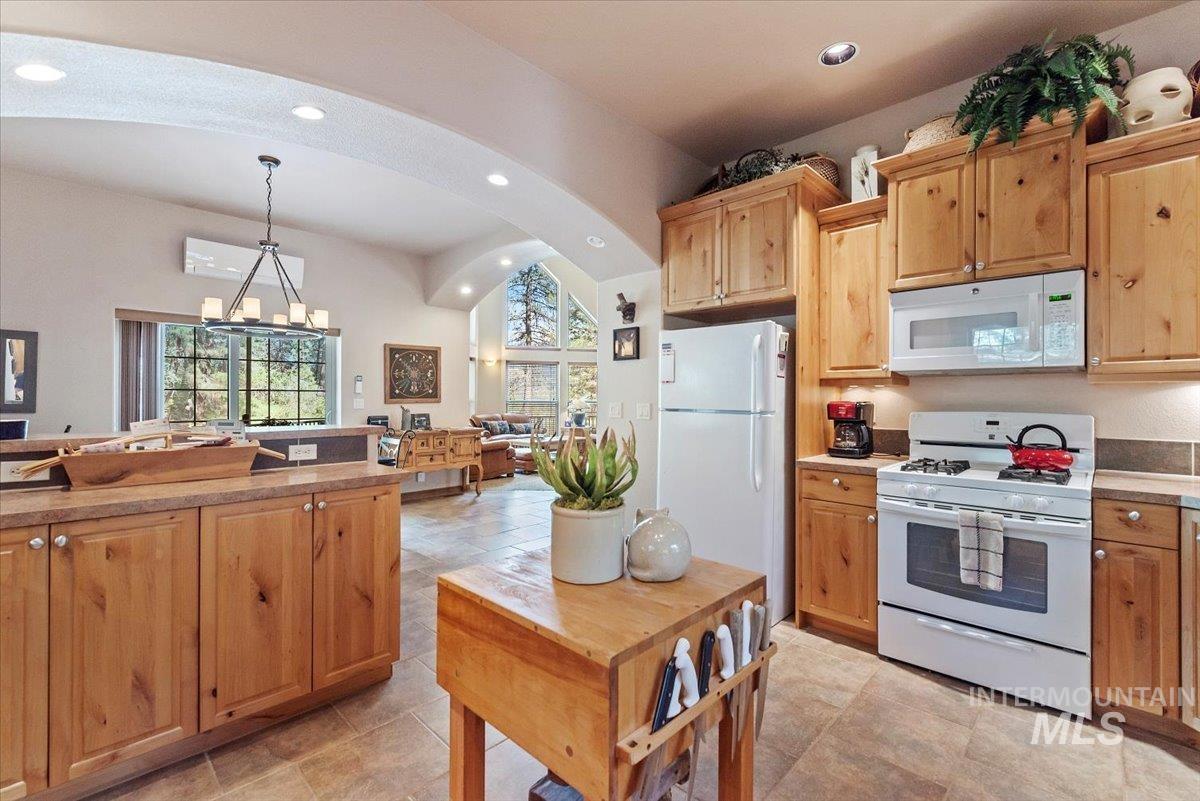 11 Forest Trail Road Garden Valley, ID 83622 - Photo 12 of 49