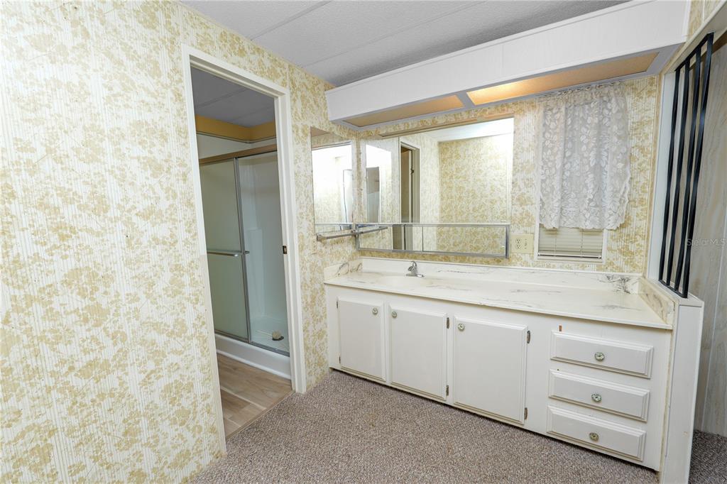 1610 Reynolds Road, Unit 4 Lakeland, FL 33801 - Photo 20 of 42