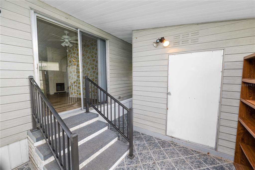 1610 Reynolds Road, Unit 4 Lakeland, FL 33801 - Photo 4 of 42