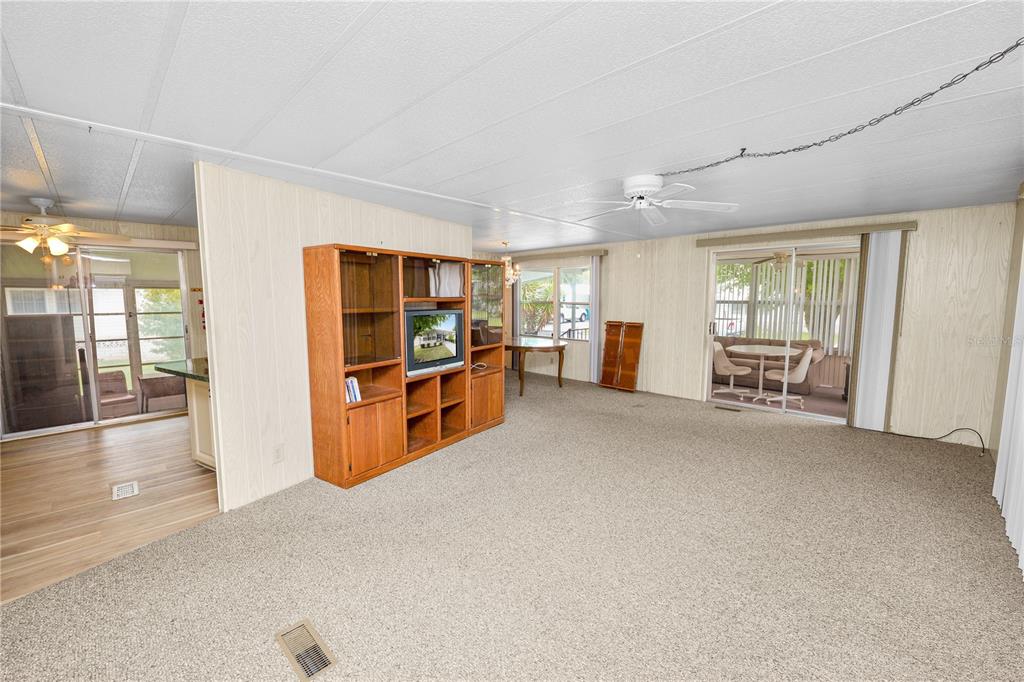 1610 Reynolds Road, Unit 4 Lakeland, FL 33801 - Photo 5 of 42