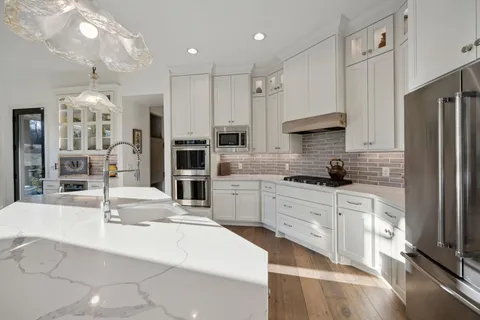 $1,850,000 | 5960 Prestwick Court, Excelsior, MN 55331