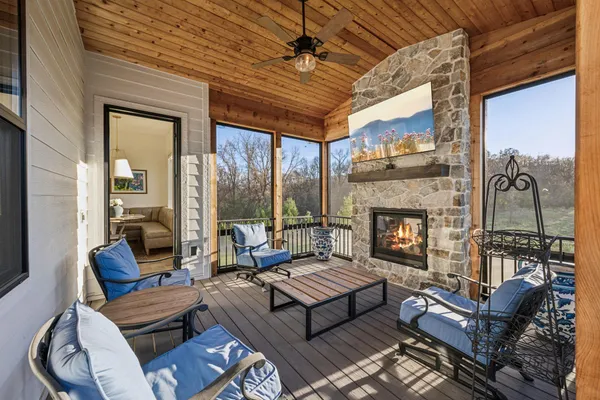 $1,850,000 | 5960 Prestwick Court, Excelsior, MN 55331