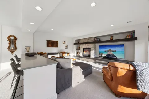 $1,850,000 | 5960 Prestwick Court, Excelsior, MN 55331