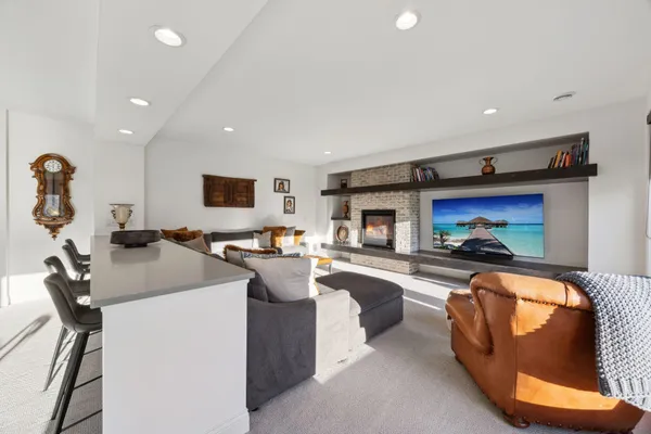 $1,850,000 | 5960 Prestwick Court, Excelsior, MN 55331