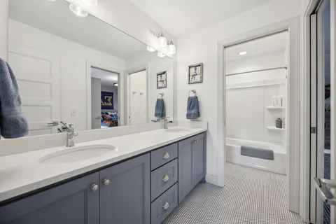 $1,850,000 | 5960 Prestwick Court, Excelsior, MN 55331