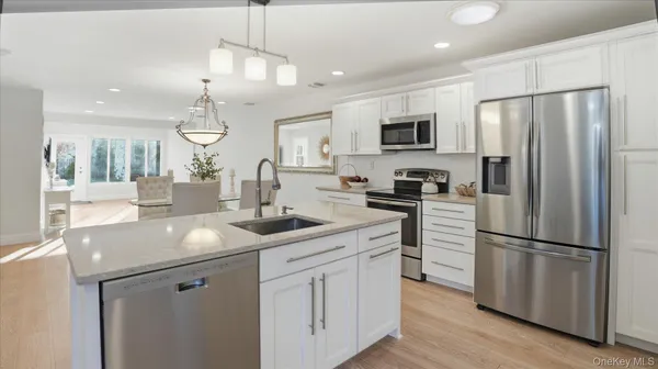 $618,000 | 62 Knolls Drive, Stony Brook, NY 11790