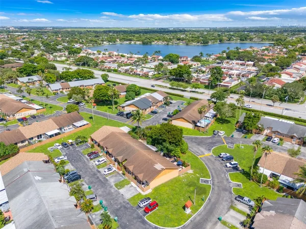 $2,700 | 6713 Northwest 188th Terrace, Unit 6713, Hialeah, FL 33015