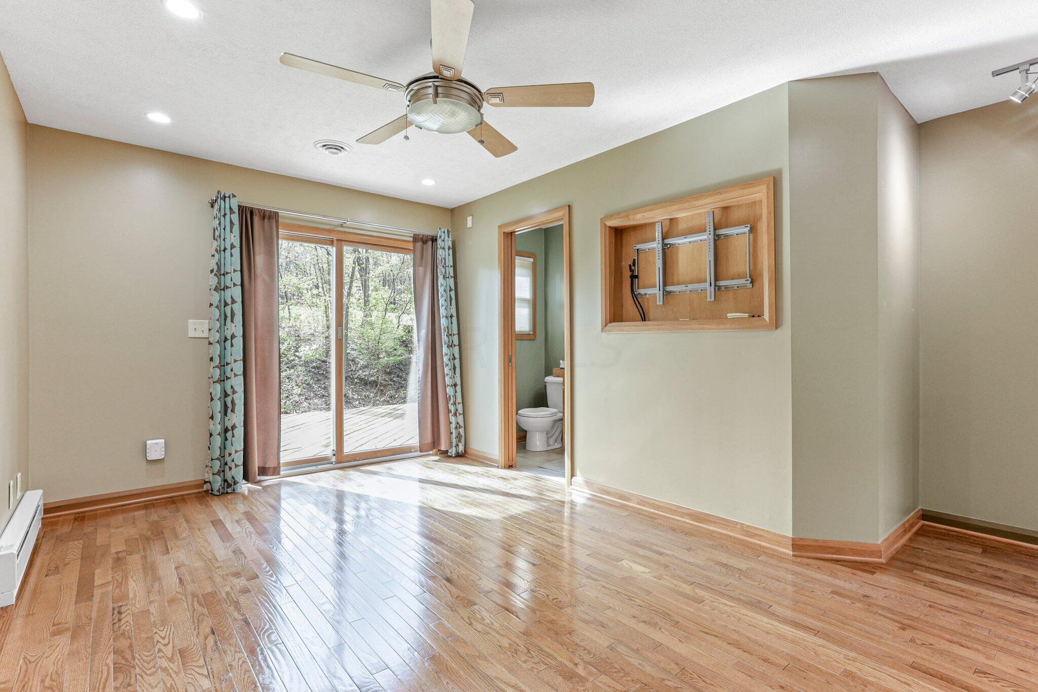 8370 Stickle Road St. Louisville, OH 43071 - Photo 39 of 51 large-8c703954-8d4d-42b4-8258-81a7a70aad