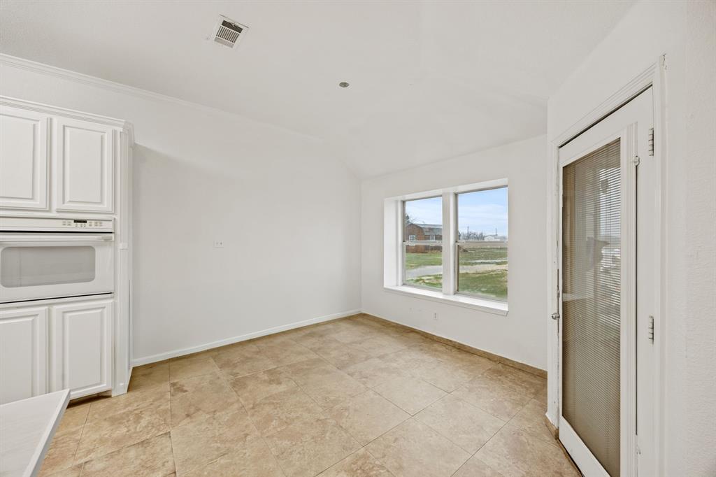 2933 Alliance Trail Haslet, TX 76052 - Photo 23 of 37