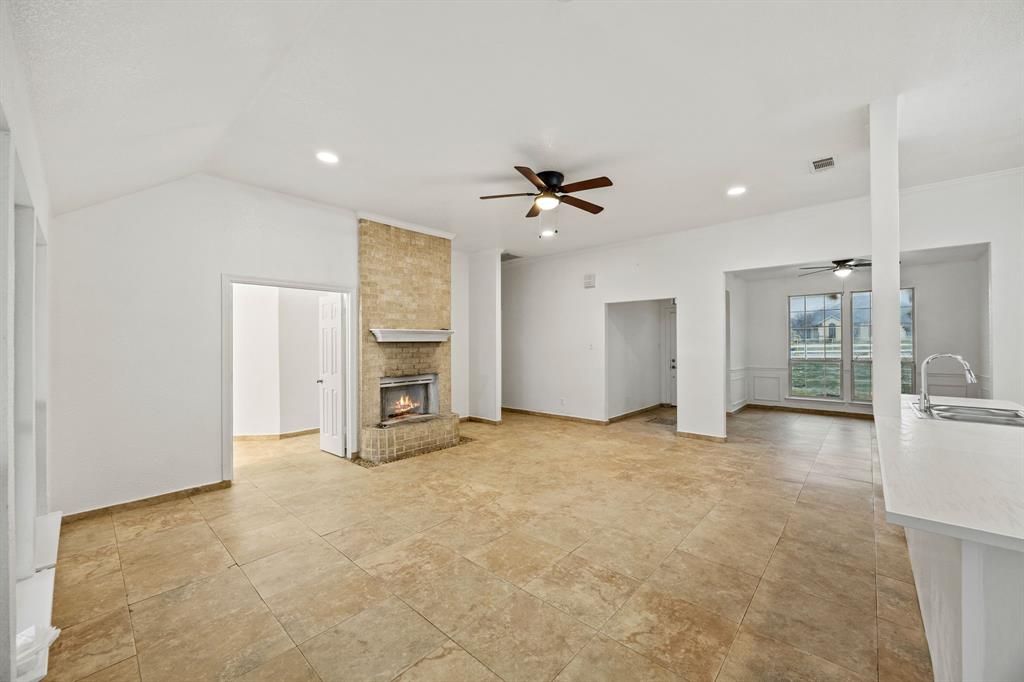 2933 Alliance Trail Haslet, TX 76052 - Photo 6 of 37