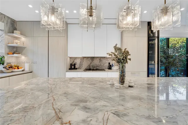 $15,500 | 34 Southwest 26th Road, Miami, FL 33129