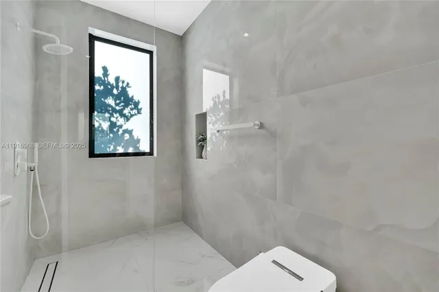 $15,500 | 34 Southwest 26th Road, Miami, FL 33129