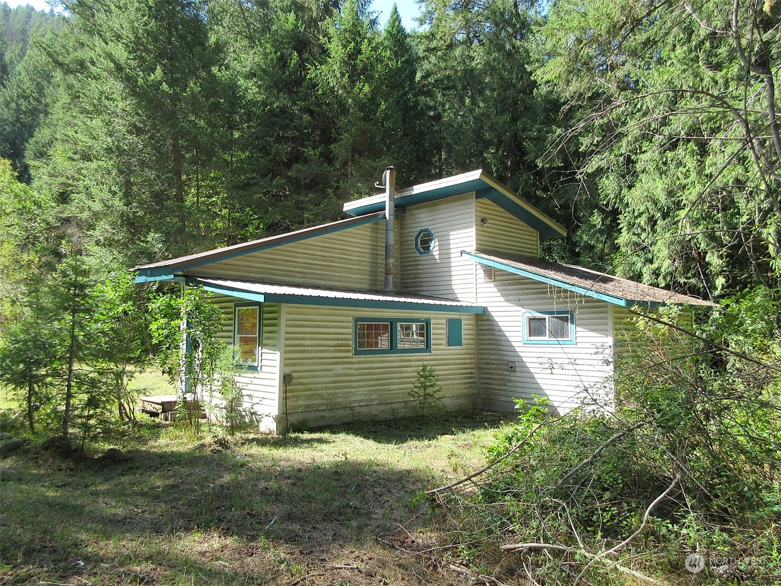 178 Lone Ranch Creek Road Danville, WA 99121 - Photo 2 of 27 Gallery Image 2