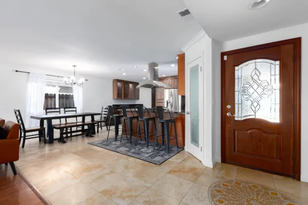 $995,000 | 9722 Roe Drive, Santee, CA 92071