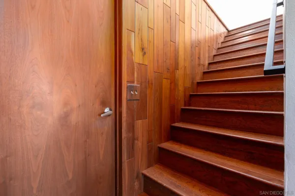 $995,000 | 9722 Roe Drive, Santee, CA 92071