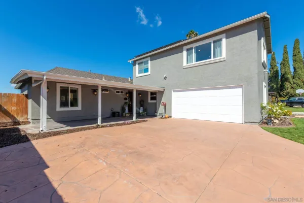 $995,000 | 9722 Roe Drive, Santee, CA 92071