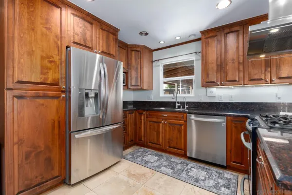 $995,000 | 9722 Roe Drive, Santee, CA 92071