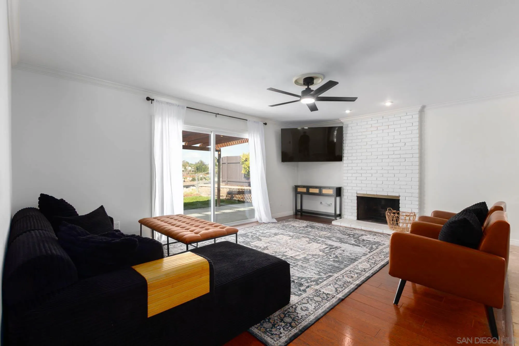 9722 Roe Drive Santee, CA 92071 - Photo 9 of 51