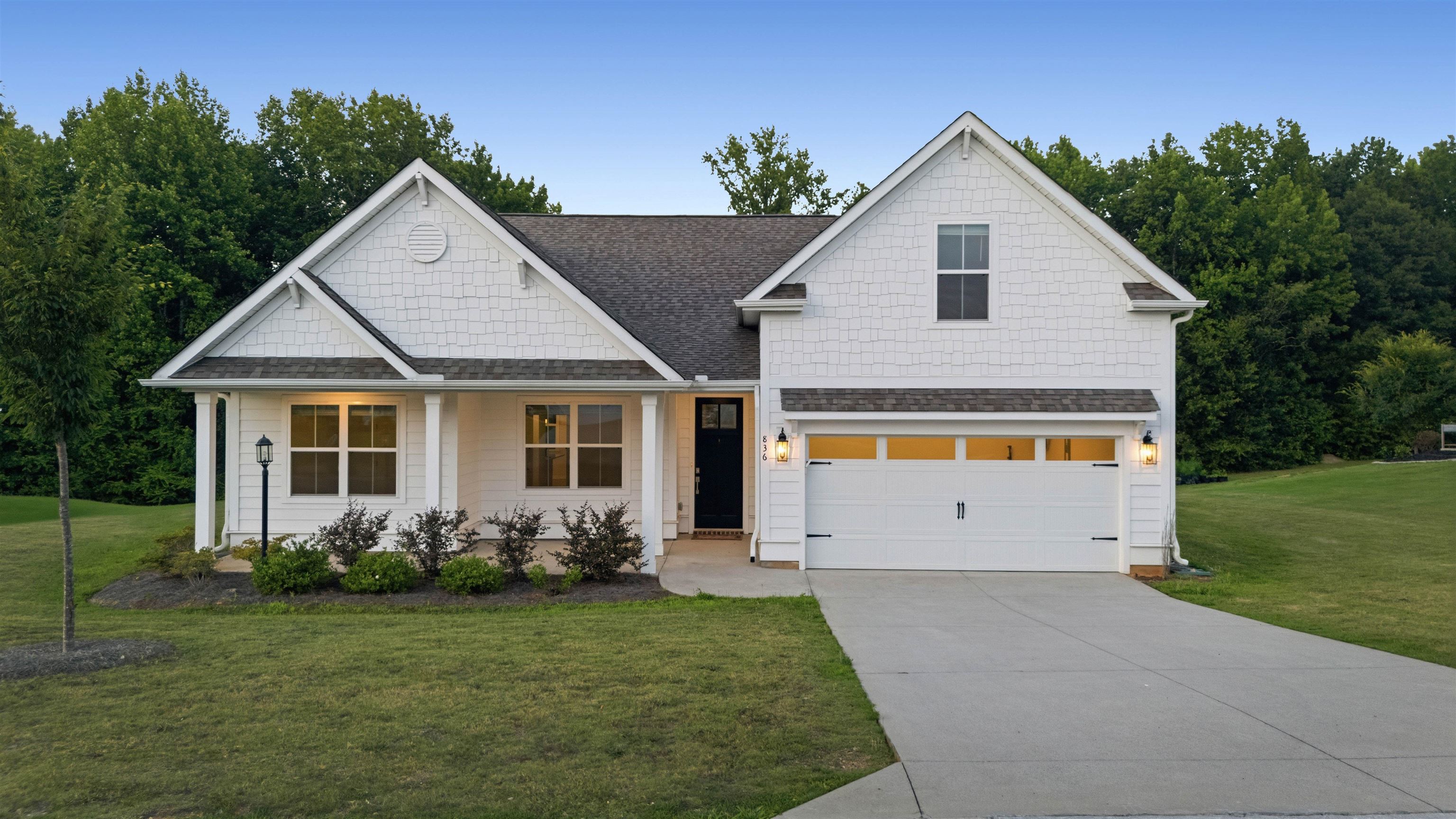 836 Orchard Valley Lane Boiling Springs, SC 29316 - Photo 1 of 37