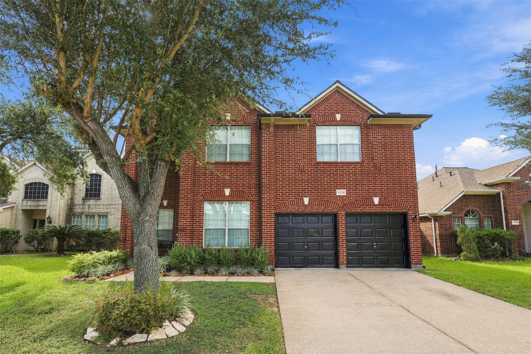 4838 Roaring Springs Road Pasadena, TX 77505 - Photo 2 of 38 Welcome home to 4838 Roaring Springs Road!