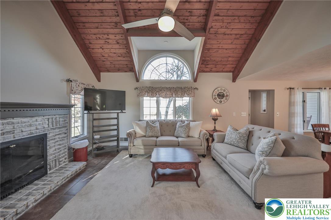 319 West Windsor Road Saylorsburg, PA 18353 - Photo 18 of 55