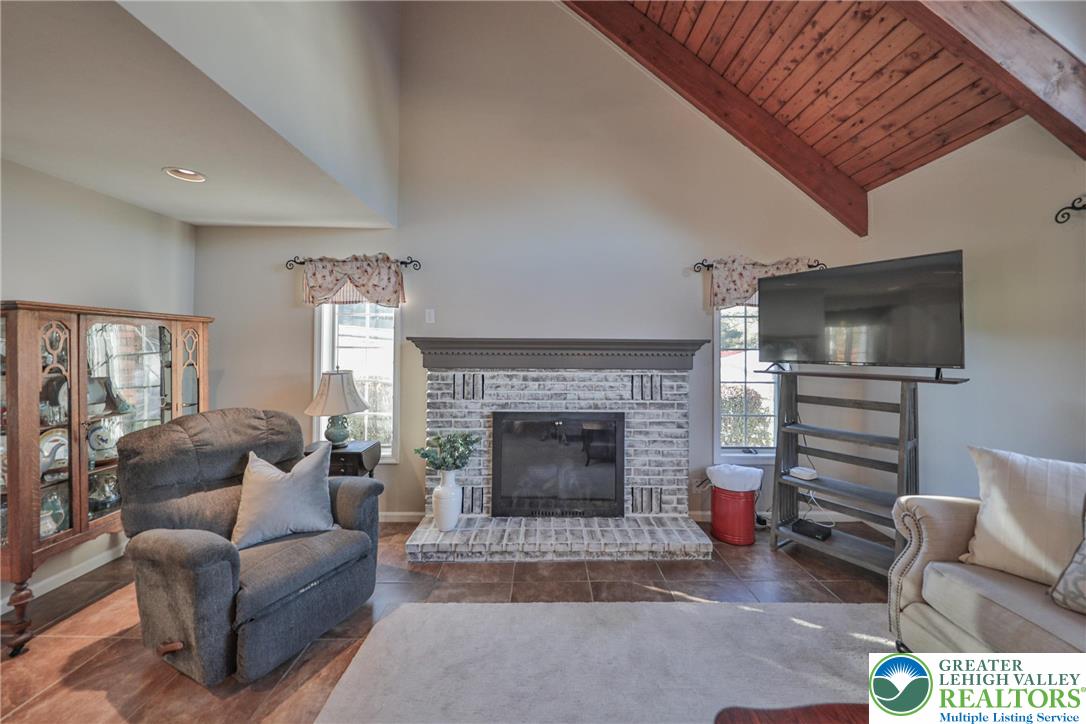 319 West Windsor Road Saylorsburg, PA 18353 - Photo 22 of 55